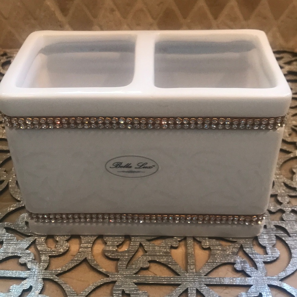 Bella Lux Luxury Bathroom Toothbrush Holder